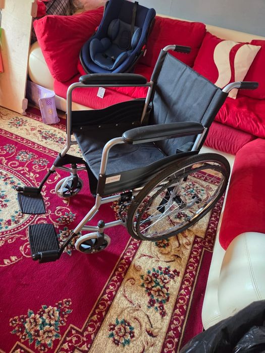 Кресло каталка медицинский