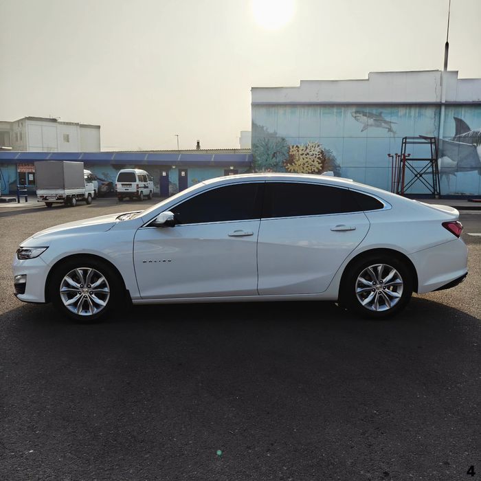 Chevrolet Malibu Premier, 2021, в идеальном состоянии