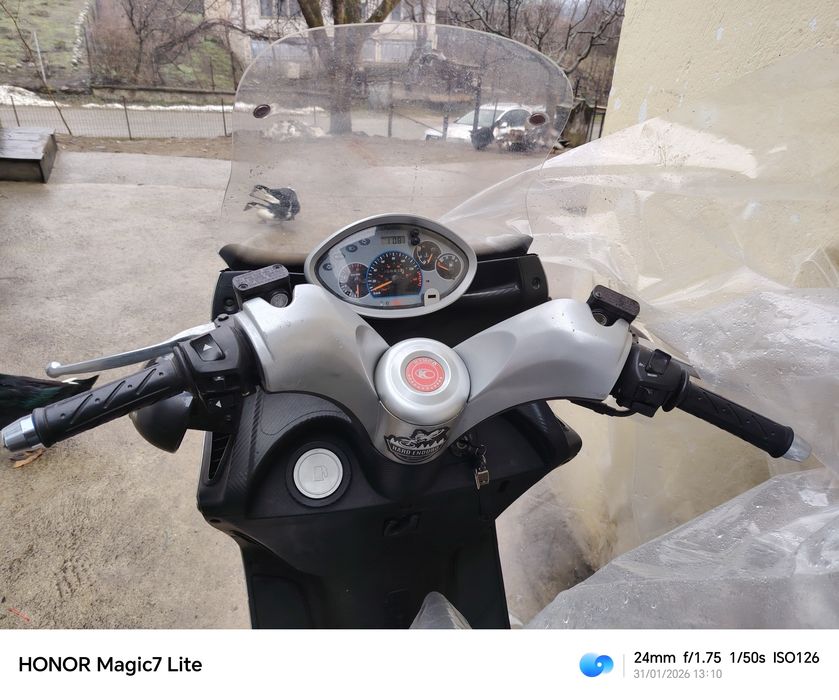 Vînd scuter khimco Grand Dink150 Cm3