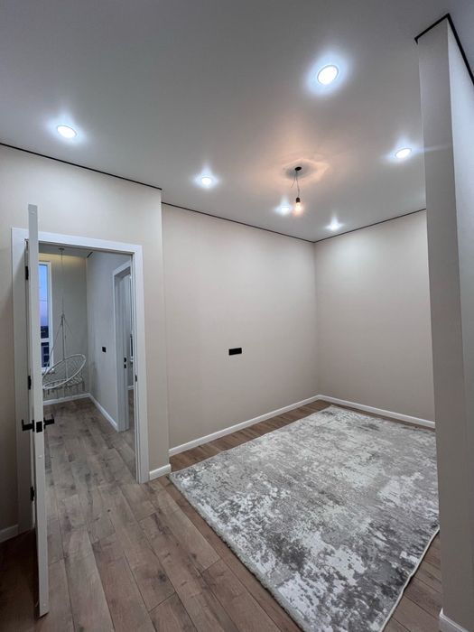 Ковер 2/3 в хорошем состоянии