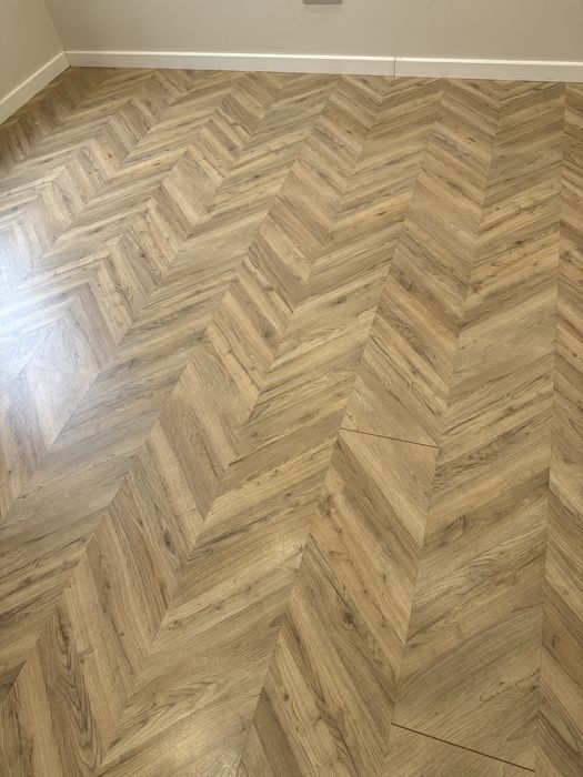 Продам ламинат б/у хорошом состаяние