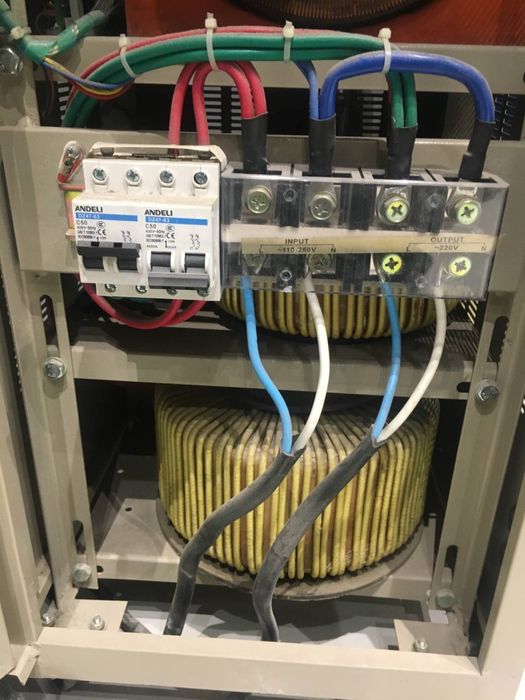 Стабилизатор напряжения ANDELI ASV