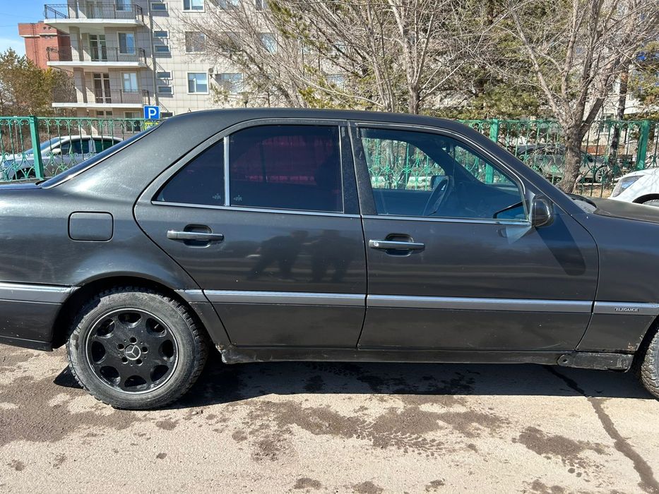 Продам живого мерса