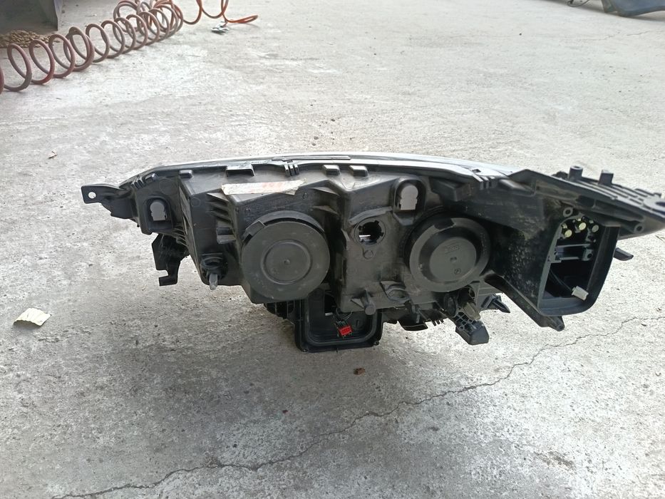 Far dreapta Renault Megane 4 led xenon