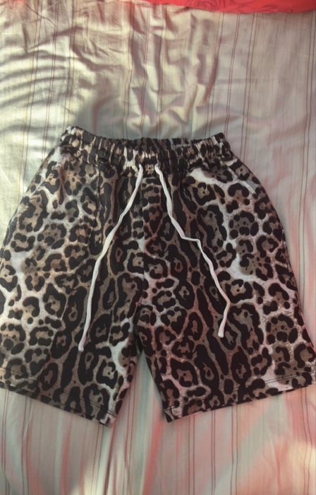 pantaloni scurti leopard