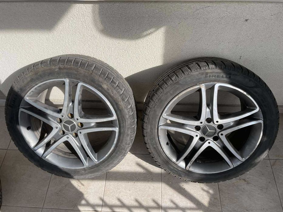 Оригинални джанти на мерцедес със зимни гуми 245/45R18