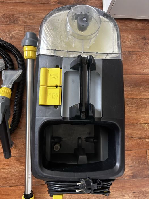Пылесос Karcher Puzzi 10/1