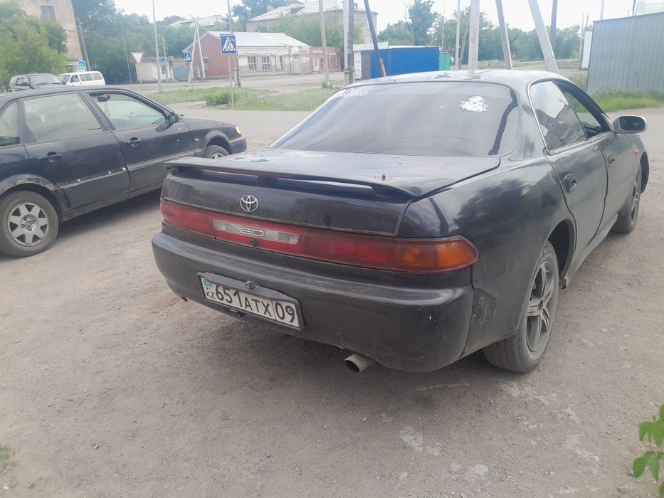 Продам тойта карина ед