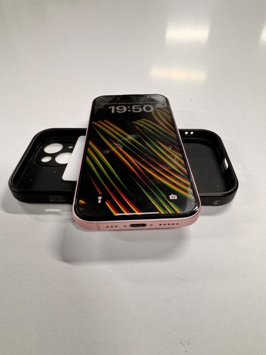 Айфон 15 128 гб царапина жок