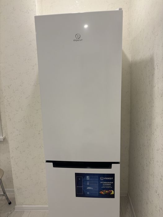 Продам в отилчном состоянии холодильник