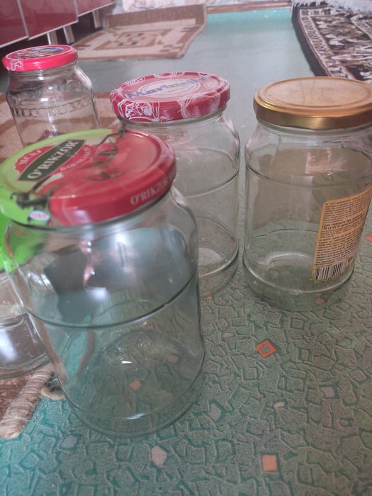 Банки      1 литровые