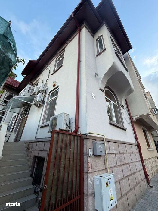 Mosilor, Vila 9 camere, ideala Birouri, Clinica, After School, 330 mp