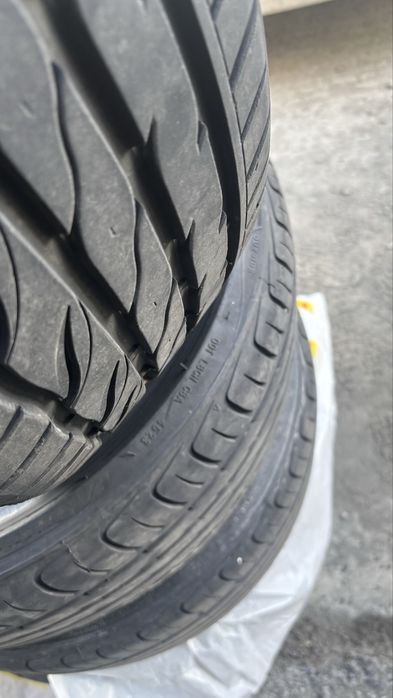 Продам шины полный комплект