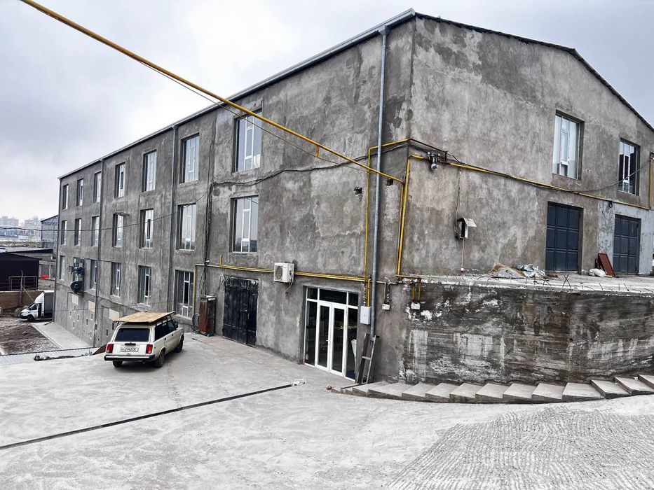 1,5 Гектар База Сотилади. Медгородок