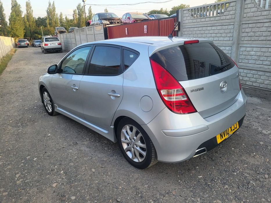 Usa dreapta spate/ Stop dreapta spate/ Stop stanga spate/ Hyundai I30 2010