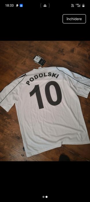 Tricou Podolski.