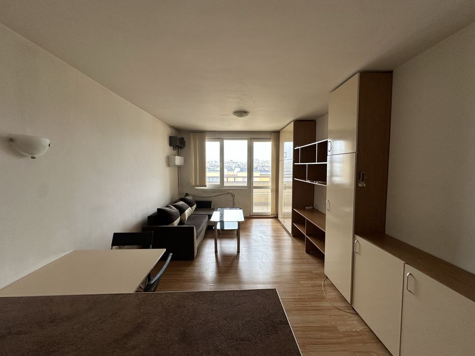 Едностаен апартамент жк.Дървеница