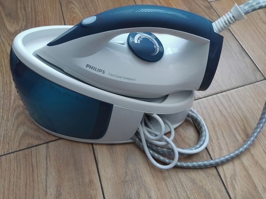 Statie calcat- Philips FastCare Compact, 2400 W, Talpa Ceramica