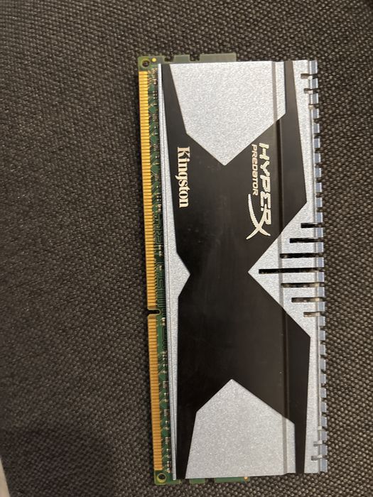 Memorie kingston hyperx ddr3 4gb 2gb
