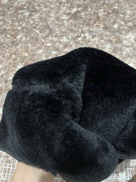 Продаю замшевые сапоги