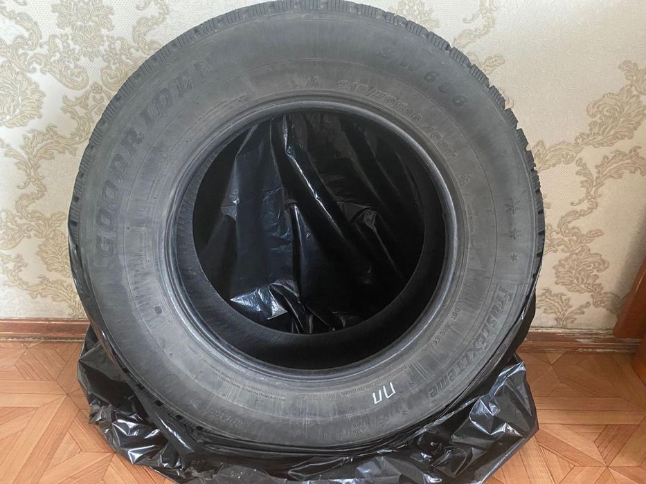 Зимние шины БУ 215/70R16