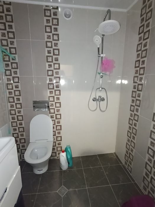 Продава се Двустаен апартамент в Главиница - 75 кв.м за 442 €/кв.м - Снимка #5