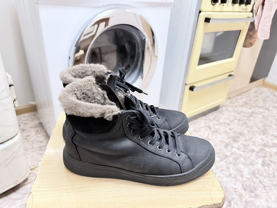 Обувь с овчиным мехом