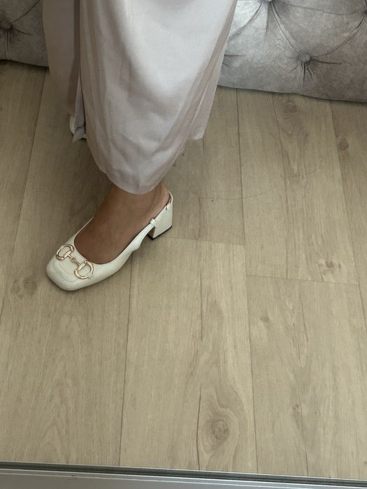 Продаются басаножки женские