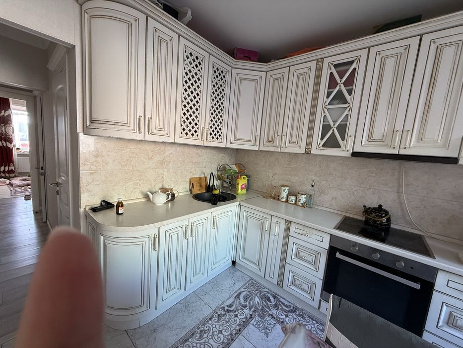 Продам кухонный гарнитур БУ