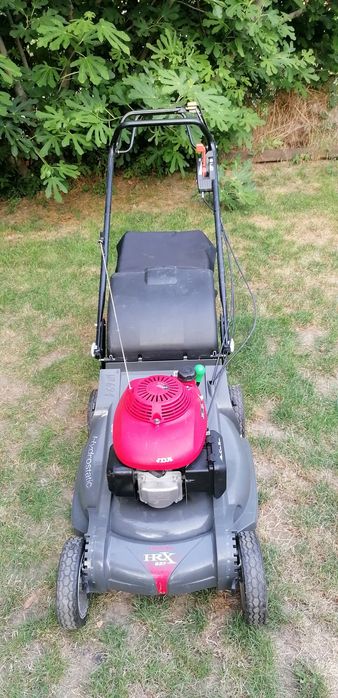 Самоходна косачка хонда хидро