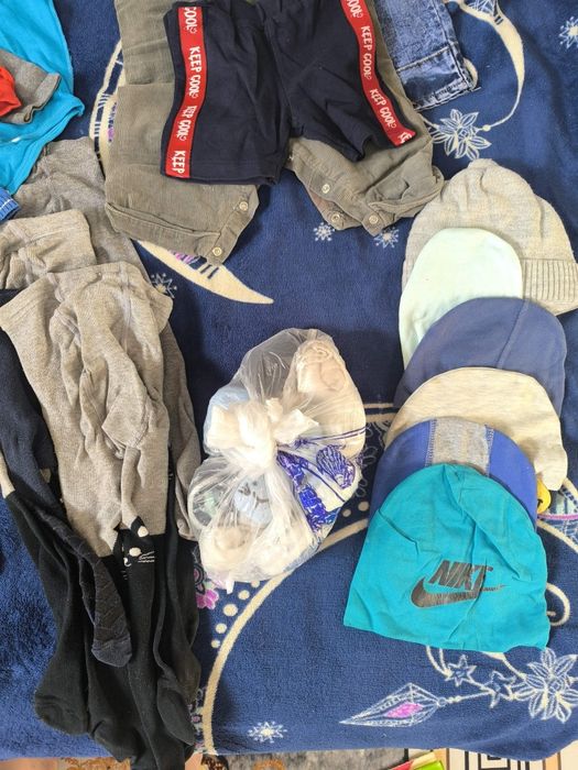 Отдам детские вещи