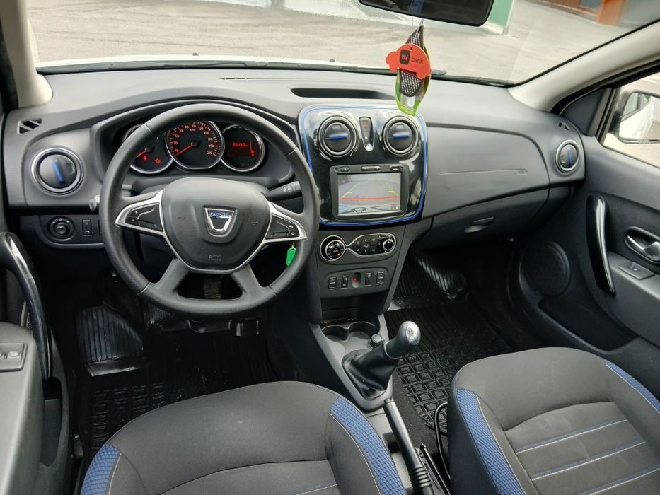 Dacia logan  2021 1.5 dci 95 cp .36000km  . varianta optionata  8190E