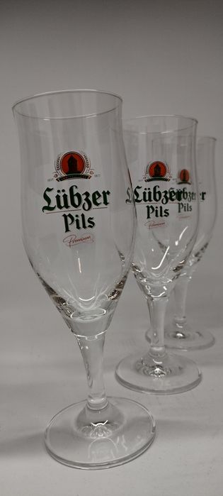 Комплект от 6 чаши за бира на столче, кристалин с вместимост 200 мл.