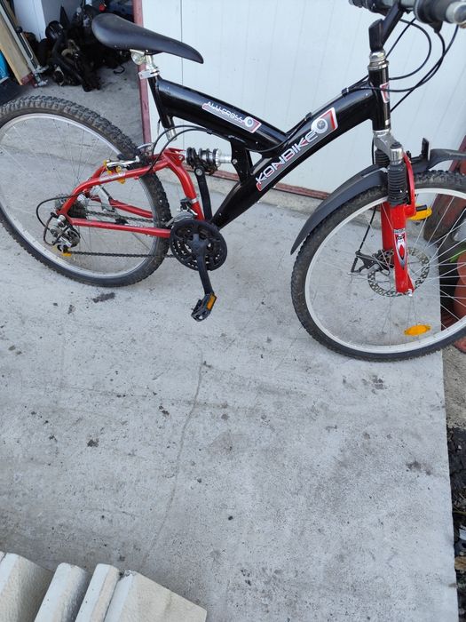 Vând bicicleta de copii
