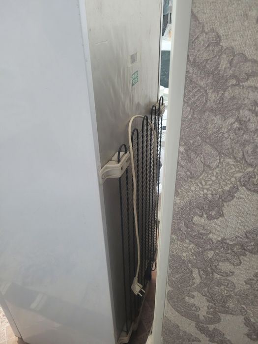 Холодильник б/уу