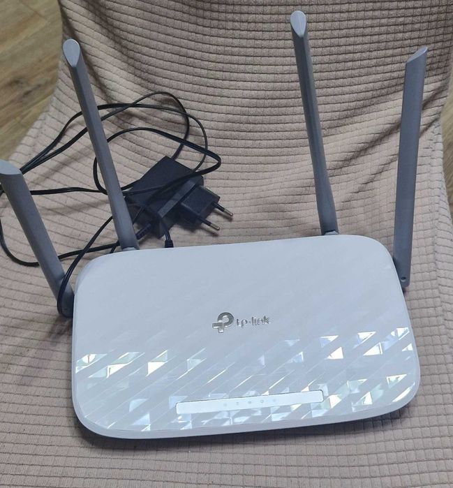 Продам двухдиапазонный роутер Wi-Fi