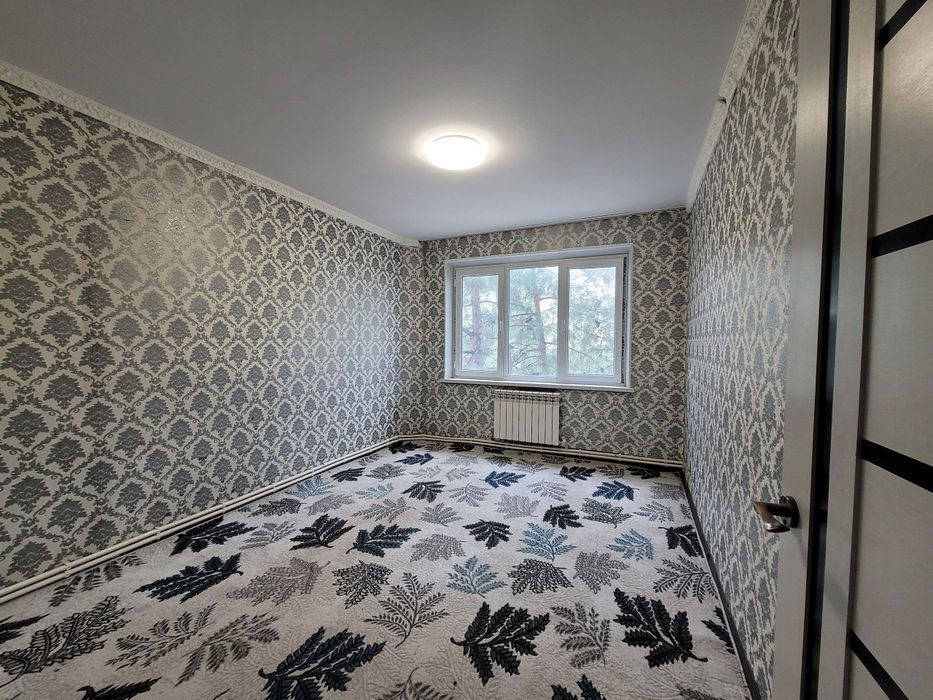 Фрунза масивда 3 хонали квартира сотилади