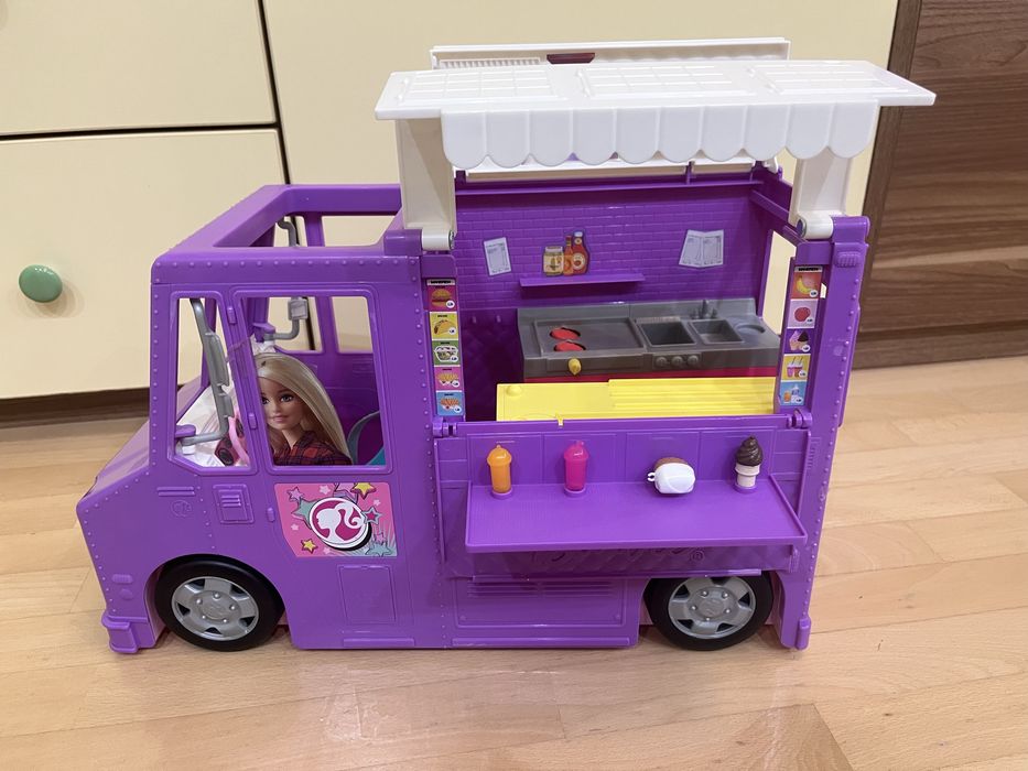 Готварски камион Барби