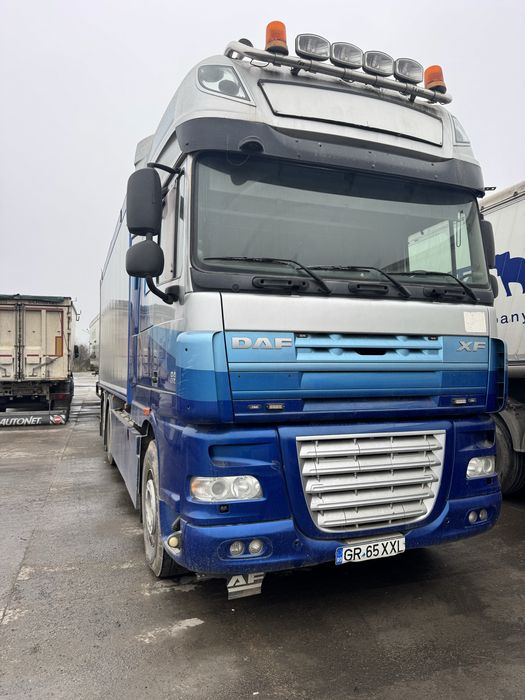 Daf xf camion  basculabil 3 axe