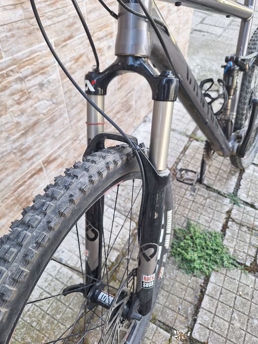 Canyon Nerve Mr F8. Има коментар по цената за сериозни.