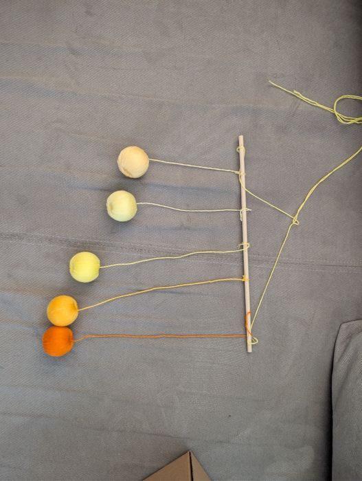 Монтесори въртележки/ Montessori mobiles