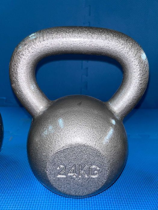 Pachet 84 kg kettlebell fier: 32+24+14+8+6 KG