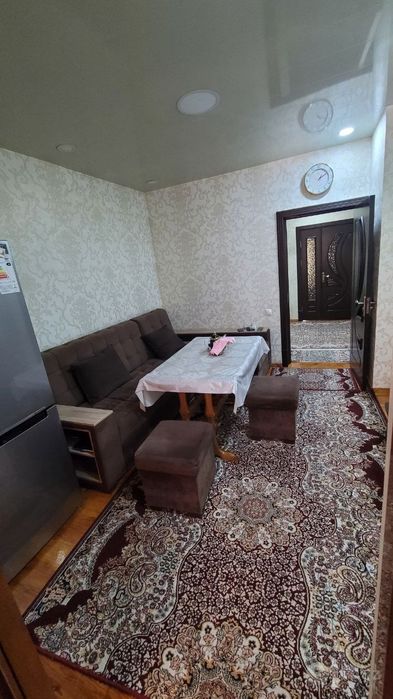Продаётся Чиланзар Ц Банковская 4комн.1 этаж.