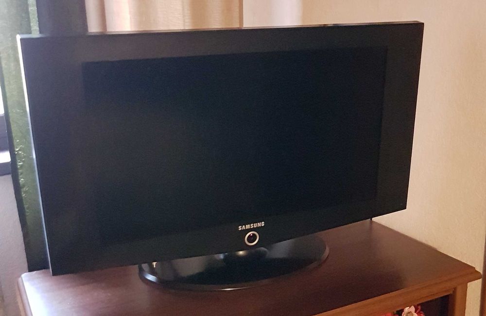 Телевизор Самсунг пр-во Словакия.