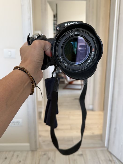 Sony DSC-R1 defect — pentru piese sau colecție