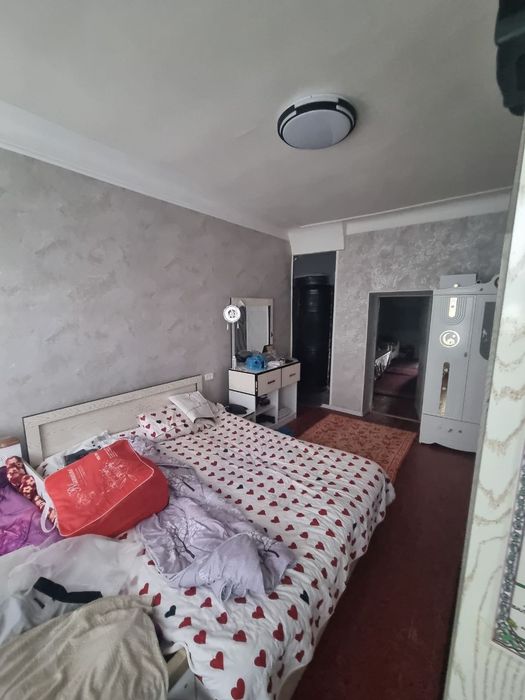 Hovli uy srochno sotiladi