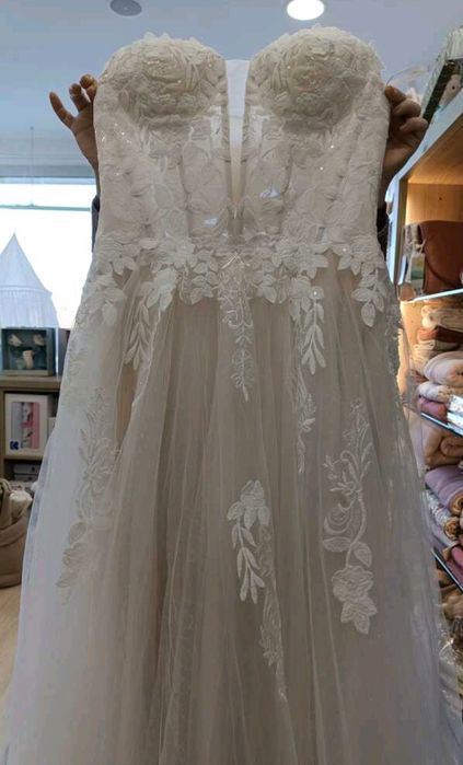 Булчинска рокля корсет/под наем