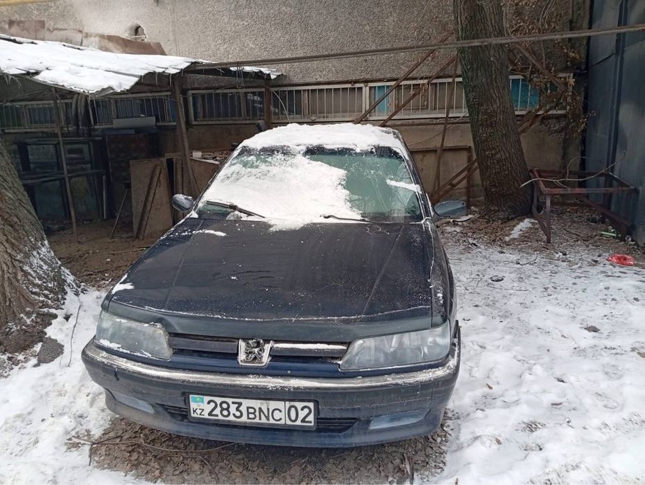 Продам автомобиль peugeot 605