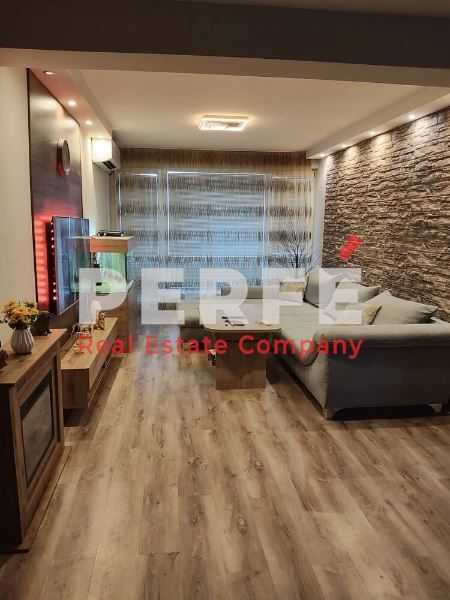 Продава се Тристаен апартамент в Черноморец - 102 кв.м за 1324 €/кв.м - Снимка #3