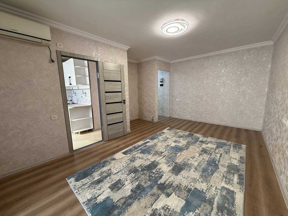 СРОЧНО !! Продается квартира в Яшнабаде 1/2/5 ( 35 кв/м ) Авиасозлар 4